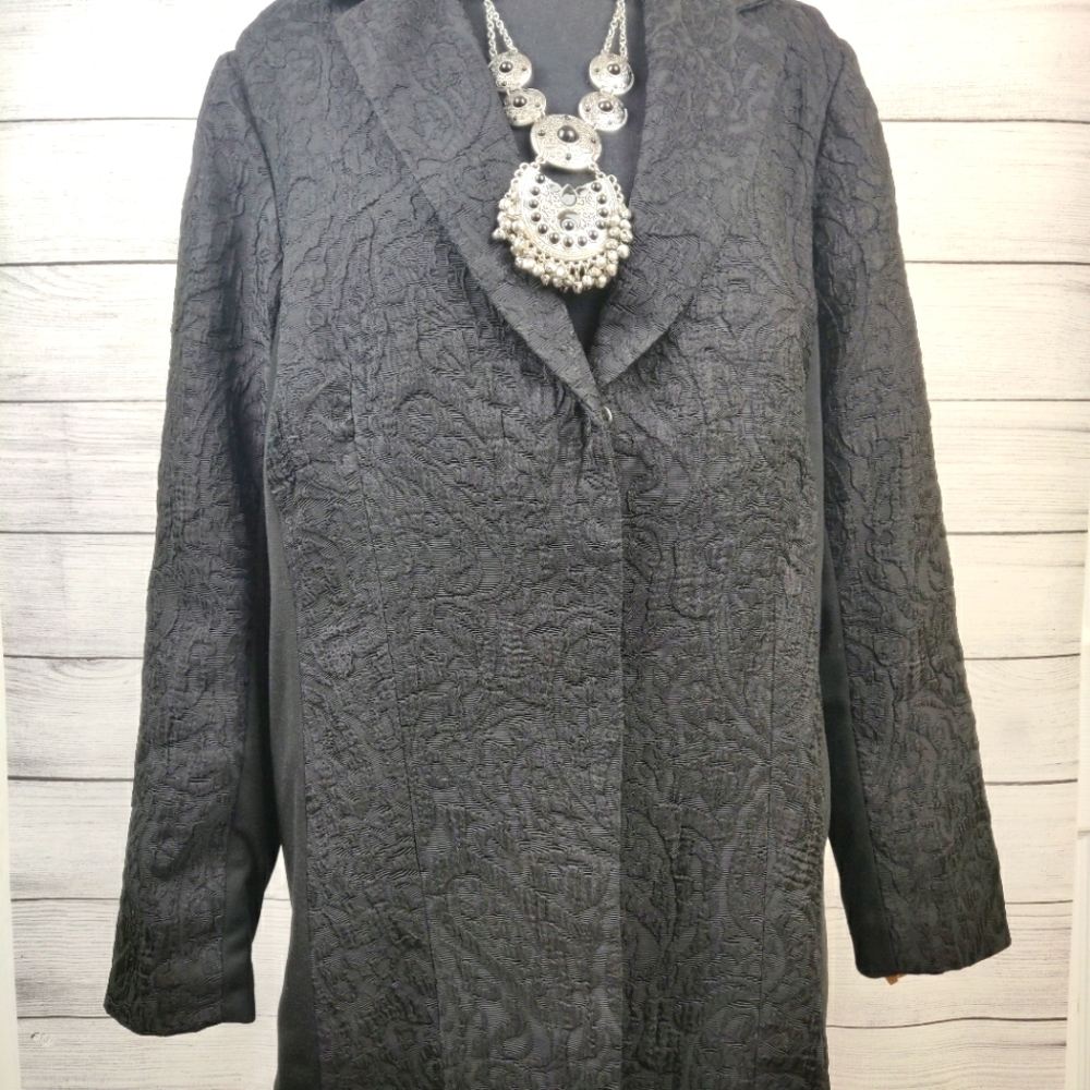 Coldwater Creek Textured Black Blazer